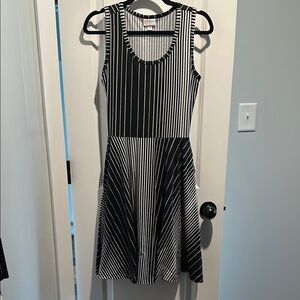 Black and White Striped Lularoe Nikki